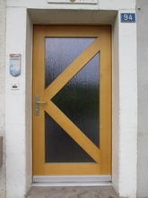 Porte d'entrée en bois massif